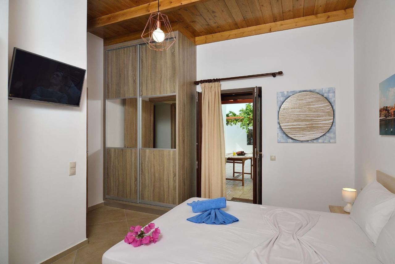 Anna 'S House - Garden Cottage In Kissamos Luaran gambar